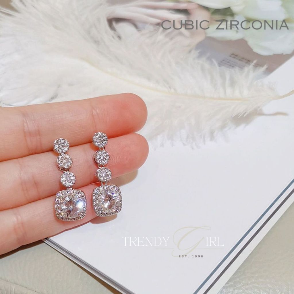 พร้อมส่ง !! ต่างหูเพชรก้านเงินS925 ใส่แล้วไม่แพ้ ไม่คัน