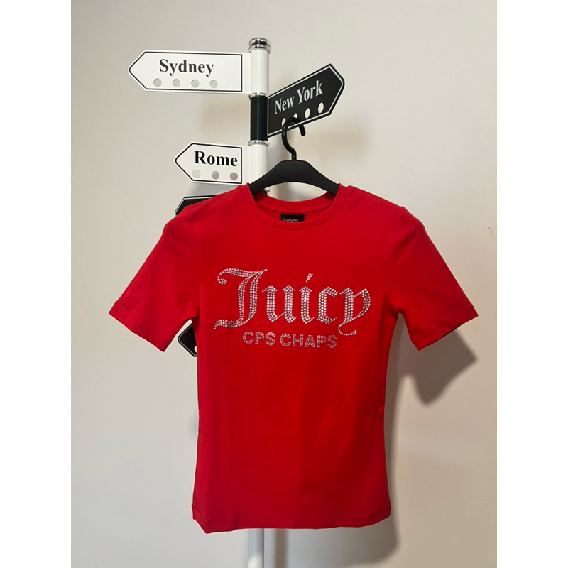 𝑼𝒔𝒆 𝑶𝒏𝒄𝒆 เสื้อคอกลม สีแดง JUICY COUTURE X CPS CHAPS VELOUR