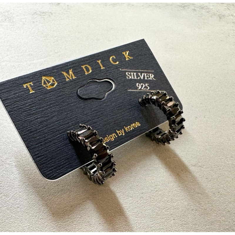 ต่างหูทรงห่วงคิวบิคเหลี่ยม