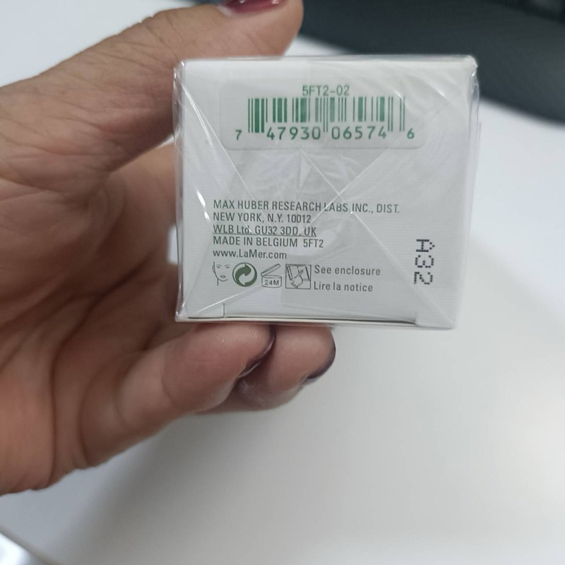 LA MER รองพื้น The Soft Fluid Long Wear Foundation SPF 20 ขนาด 30 ml.