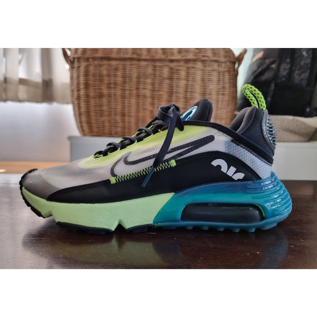 (ลดล้างสต๊อก) รองเท้าวิ่ง Nike Air Max 2090 'Volt Blue' BV9977-101 size 38.5 *มือสอง ของแท้