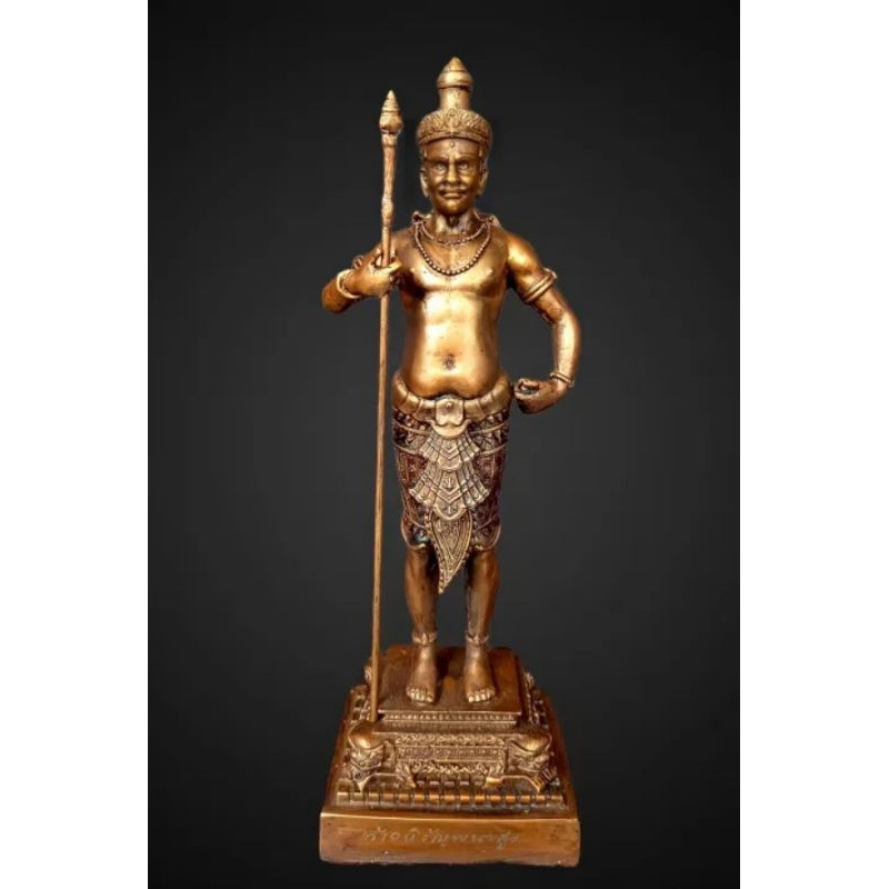 ท้าวหิรัญพนาสูร รุ่นมั่งมีศรีสุข วัดป่าดาราภิรมย์ จ.เชียงใหม่ ปี2562 เนื้อทองเหลือง สูง12นิ้ว
