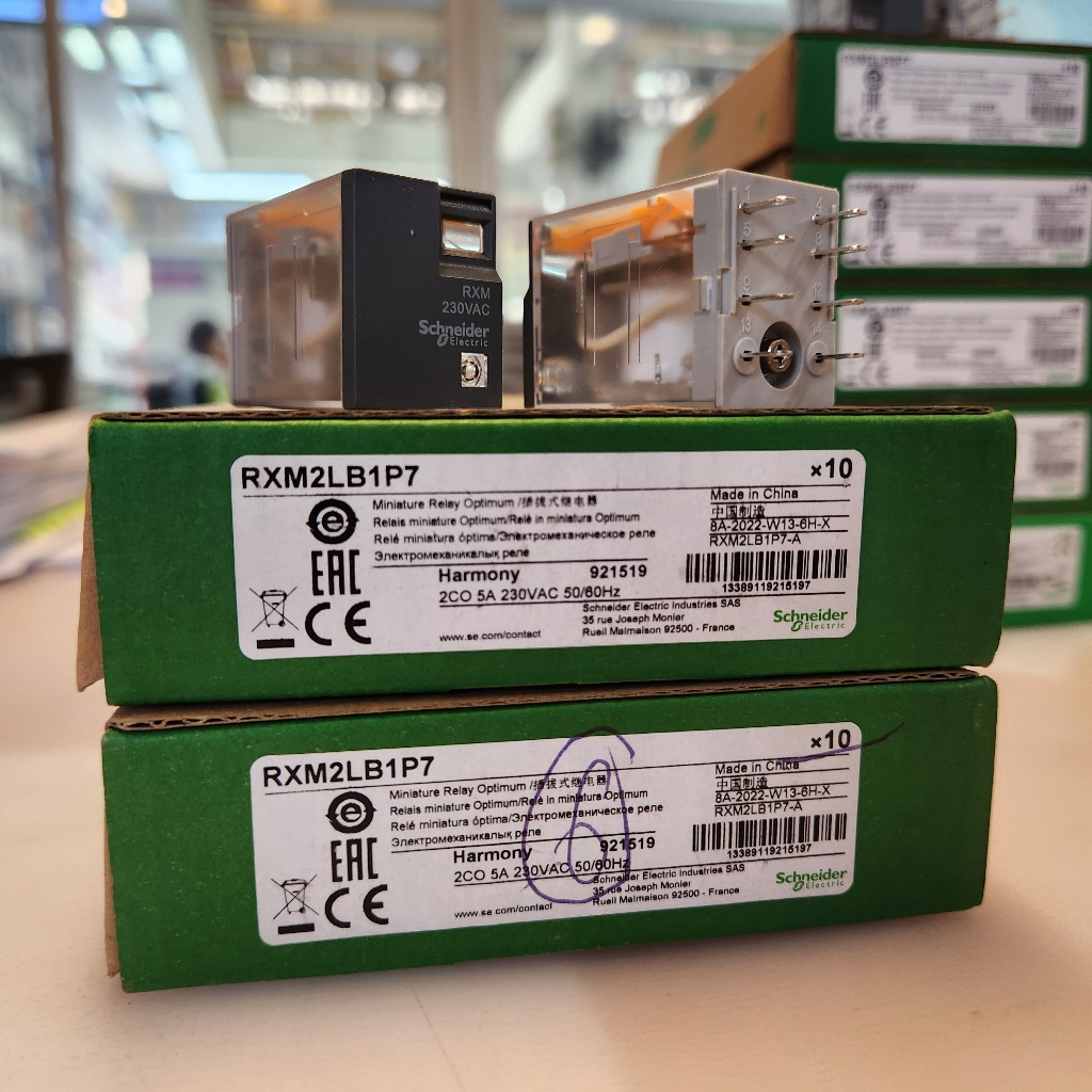 MY2 230VAC Schneider Relay RXM2LB1P7