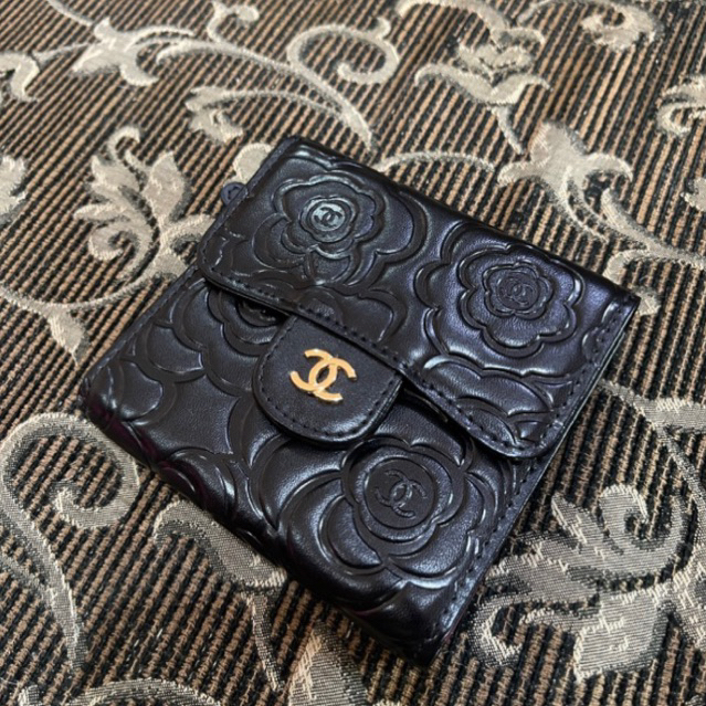 🌷พร้อมส่ง🌺กระเป๋าตังชาแนล chanel camellia trifold wallet