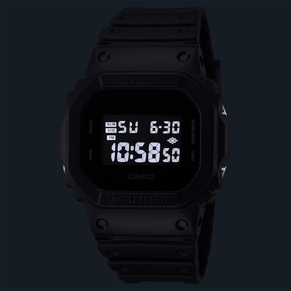 Casio G-Shock นาฬิกาข้อมือผู้ชาย สายเรซิ่น รุ่น DW-5600,DW-5600UBB-1, DW-5600UE-1,  DW-5600UHR-1