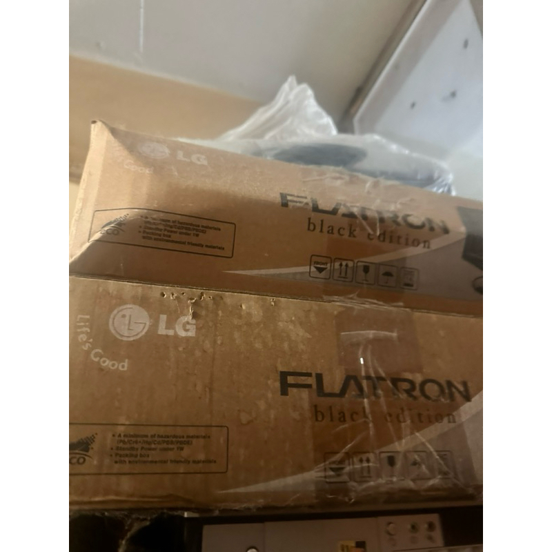 จอคอมlgรุ่นFlatronBlackEdition