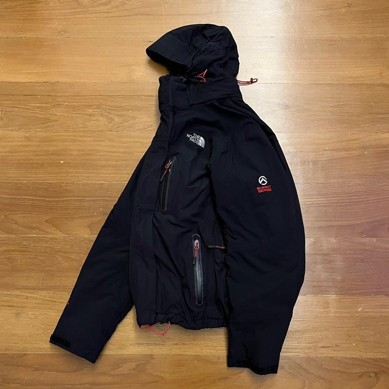 The North Face Summit Series Hyvent Alpha Jacket แท้💯% มือสอง