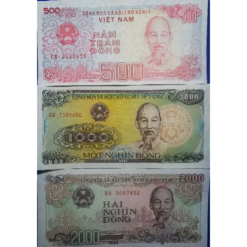 แบงก์​สะสม​เวียดนาม​ Vietnam, ชุด​เล็ก​ 3 ฉบับ, ไม่​ผ่าน​ใช้​ UNC, B987T