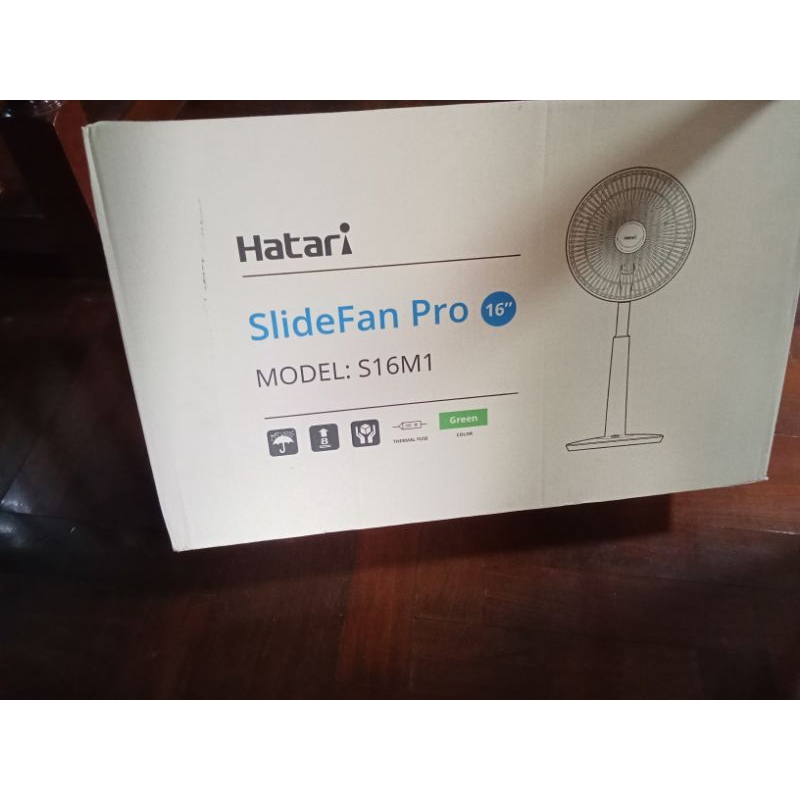 พัดลม hatari รุ่น S16M1 ปรับขนาดได้ ขนาด 16 นิ้วพร้อมส่ง