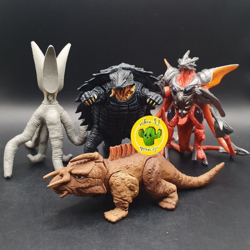 Gamera Monster Figure Gashapon Kaiju Model กาชาปอง กาเมร่า 01