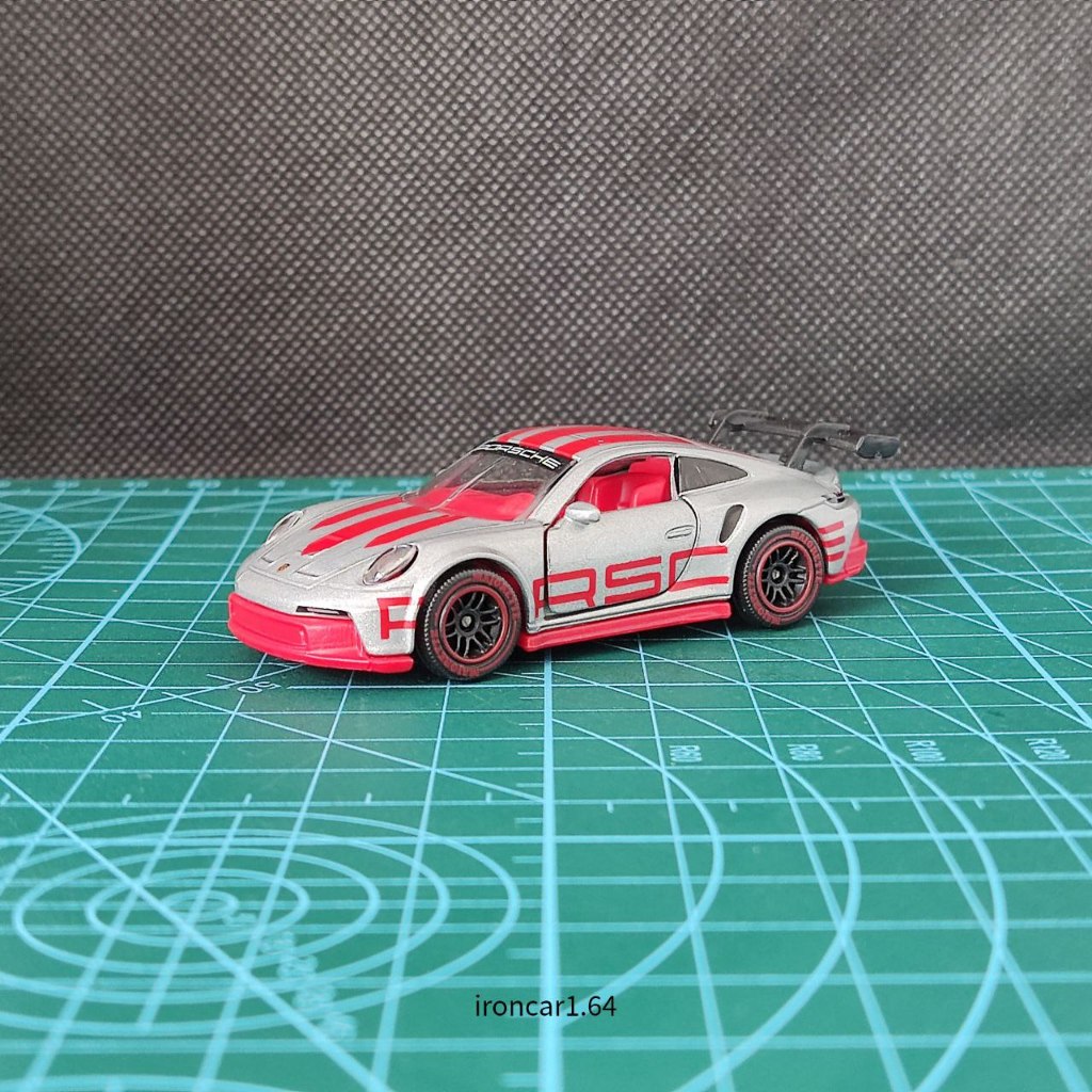 majorette porsche 911 GT3 Cup (992) สีบอร์นแดง