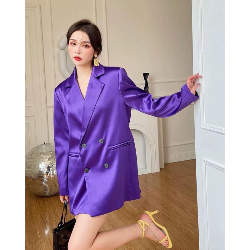 สูทซาตินสีม่วงโอเวอร์ไซร์