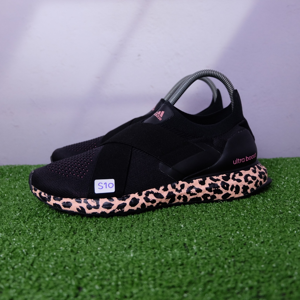 (38/23.5 cm) Adidas UltraBoost DNA Leopard Print สภาพสวยๆ อาดิดาสมือ2ของแท้💯 รองเท้าผ้าใบผู้หญิง