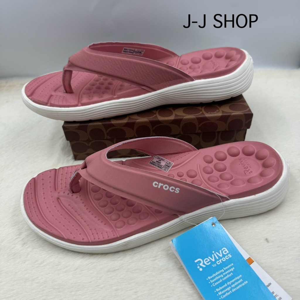 รองเท้าเตะ Crocs รองเท้าหูนี่บสำหรับผู้หญิง เป็นหนัง สายนิ่มมาก สวมใส่สบาย นิ่มไม่เจ็บเท้า รับประกันคุณภาพค่ะ
