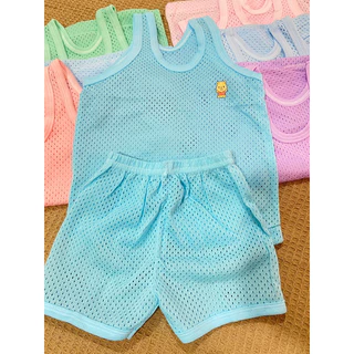 เสื้อกล้ามเด็กเสื้อกล้ามรู คละสี ฟรีไซส์ เหมาะสำหรับน้องอายุ 3-24 เดือน (สีจะเปลี่ยนไปตามรอบการผลิต)