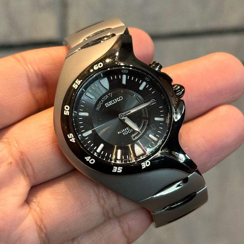 Seiko Streamline Kinetic  5M62-0AF0 นาฬิกามือสองสภาพเหมือนใหม่