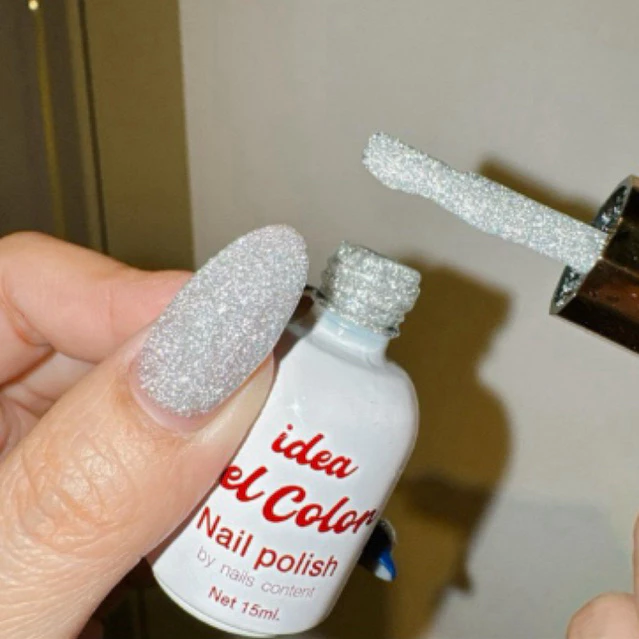 แฟลชเงินขาว ไอเดียเจล idea gel white diamond ( #01 ) ทาทับสีอะไรก็ได้ ทาเฉยๆก็ปัง (สีเจลต้องอบ)