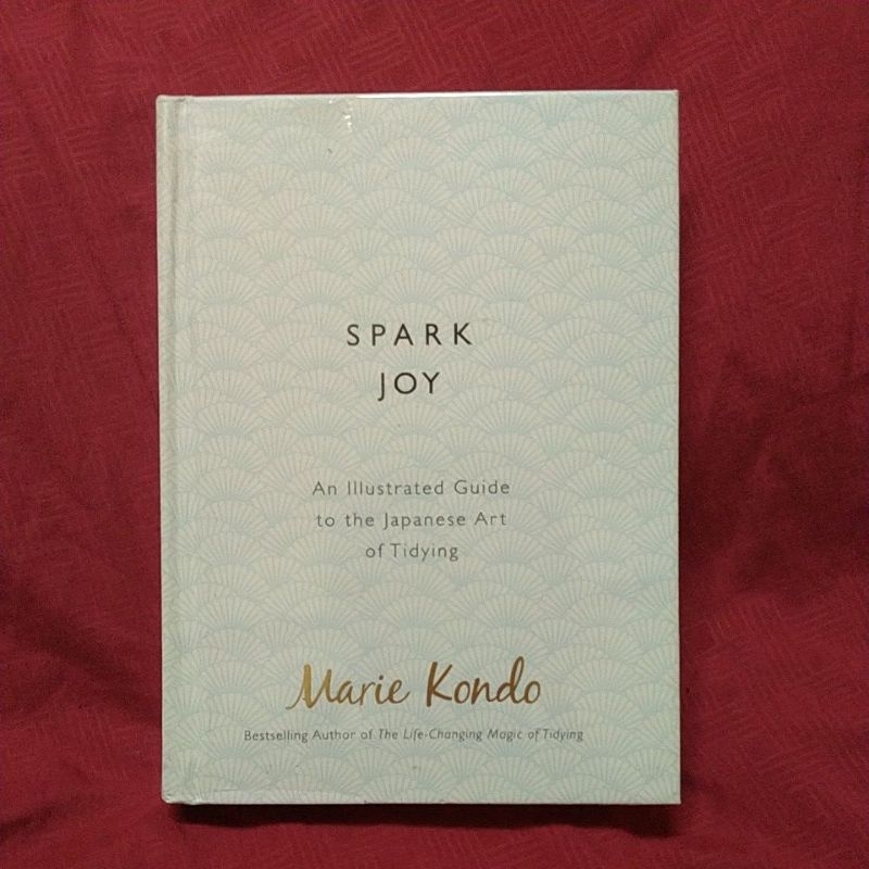 หนังสือมือสอง:Spark Joy Marie Kondo ภาษาอังกฤษ(ปกแข็ง)