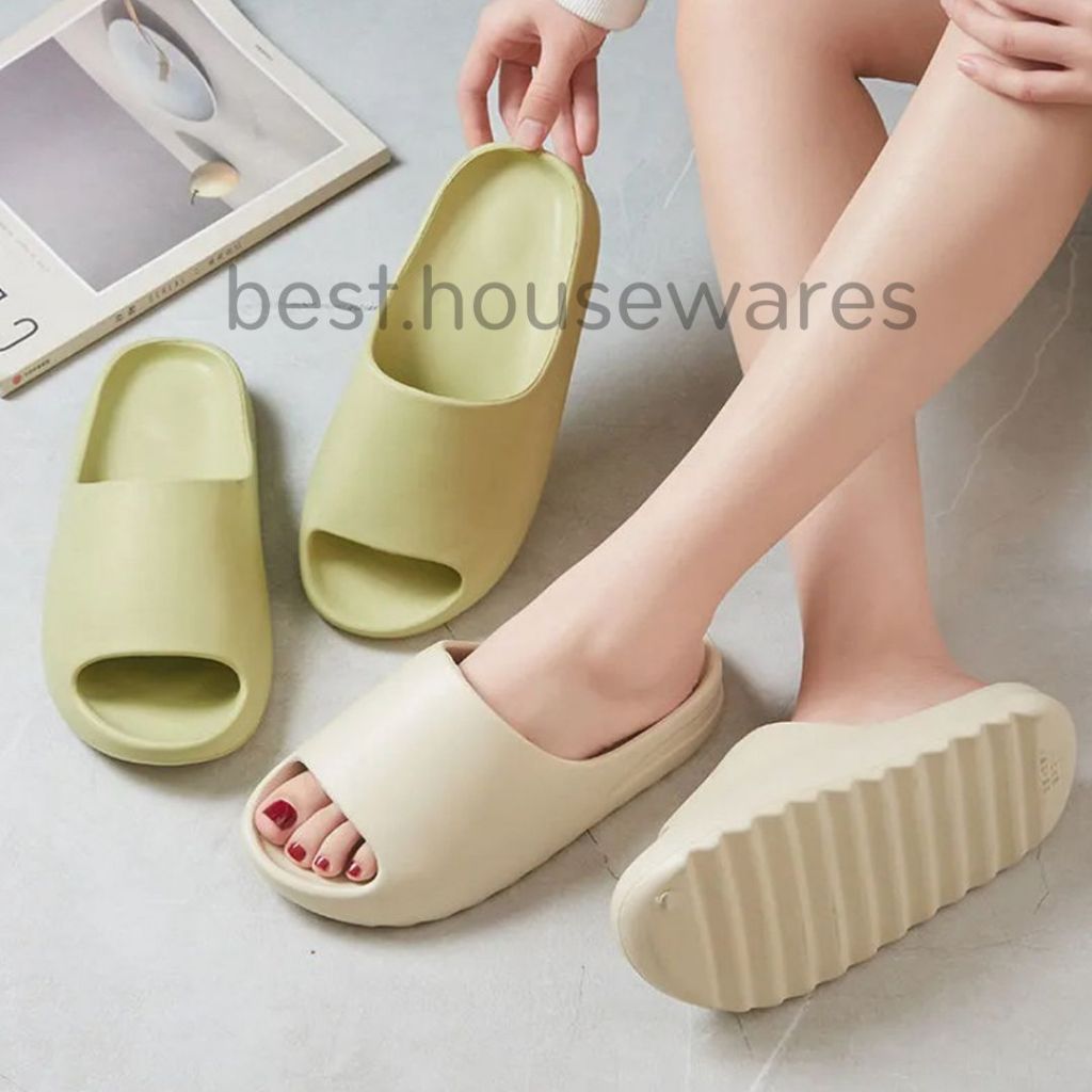 รองเท้าแตะ นุ่มนิ่มใส่สบาย ใส่ได้ทั้งผู้ชายผู้หญิง มี 4 สี รองเท้าแบบสวม