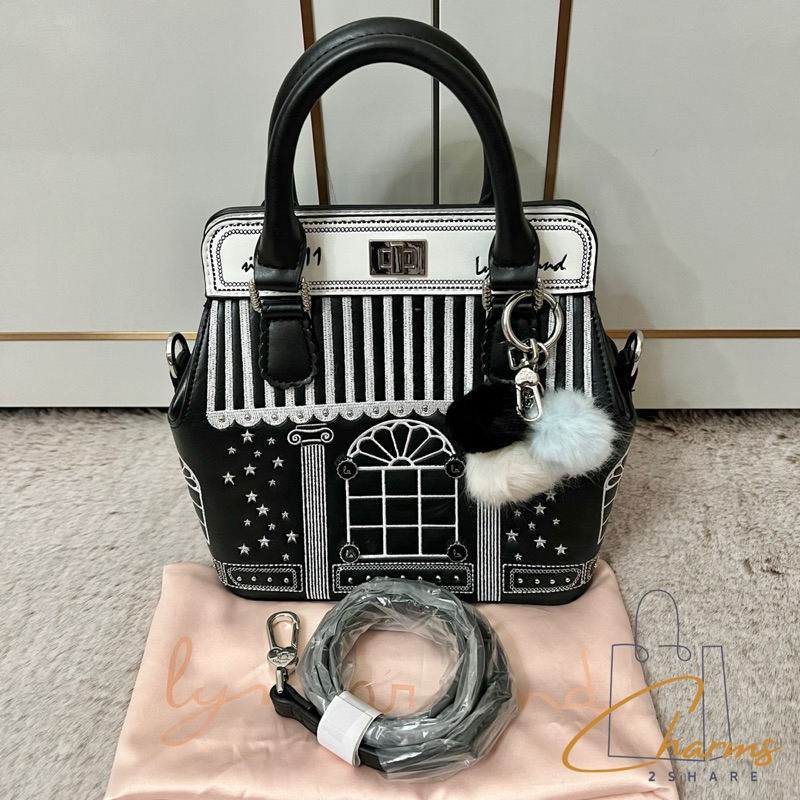 [KEPT UNUSED พร้อมส่ง] กระเป๋าสะพาย LYN AROUND แท้ 💯%