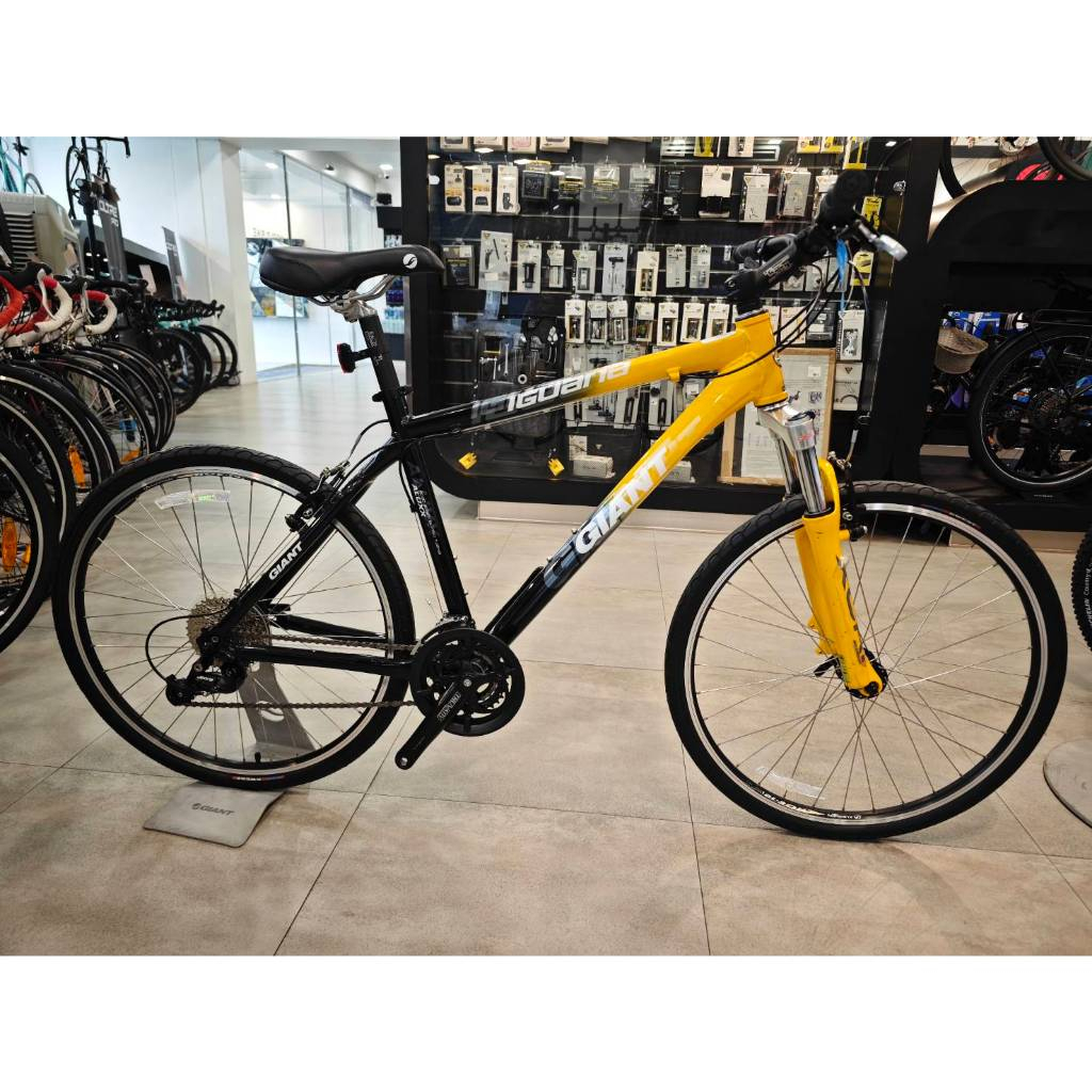 จักรยานเสือภูเขา Giant IGUANA Black/Yellow Size 19/M