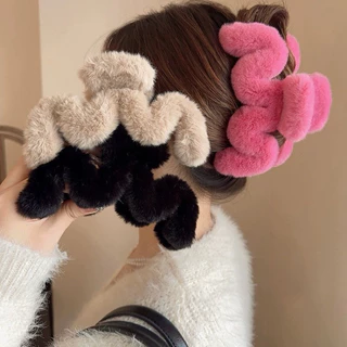 กิ๊บหนีบผม รุ่นขนเฟอร์ กิ๊บหนีบผมเกาหลี ขนาด14CM. รหัสY43