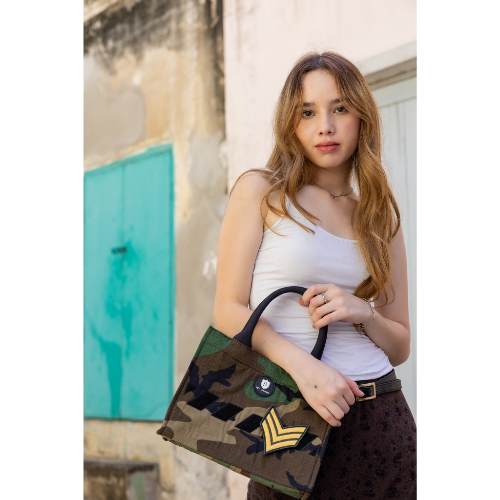 - B62 - THE BOX กระเป๋าจากเสื้อทหารแท้ BY BETA COMPANY