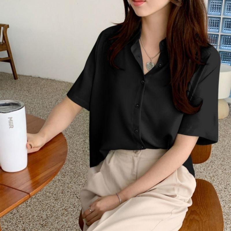 KT04 เสื้อเชิ้ตผู้หญิง สีดำ เสื้อเชิ้ตคอปกแขนสั้น เนื้อผ้าไหมอิตาลี สวมใส่ไม่ร้อน รีดง่าย ยับยาก
