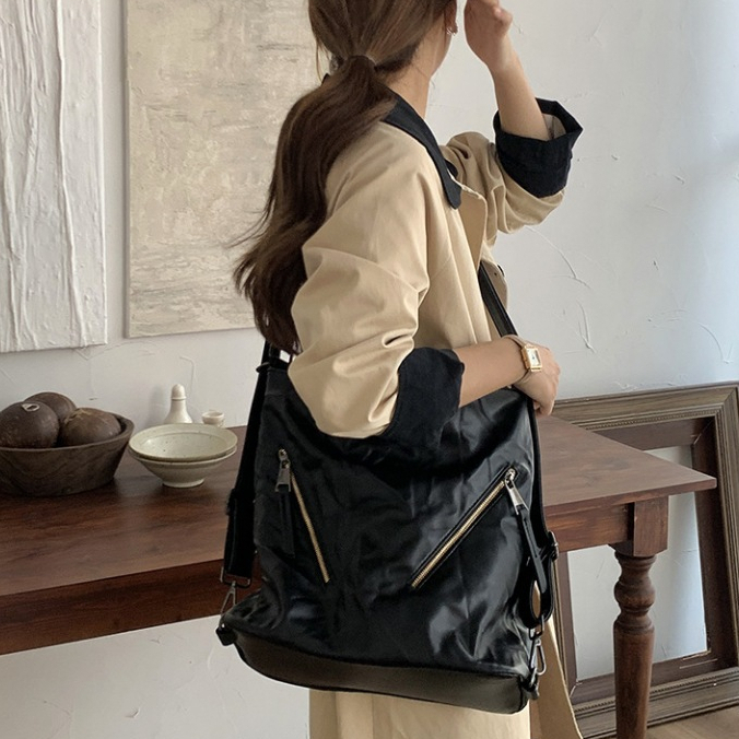 สินค้าใหม่ 2026 กระเป๋าหนังเกาหลีใบใหญ่สุด สะพายเป็นเป้น่ารัก หนังยับ 3 สี N018