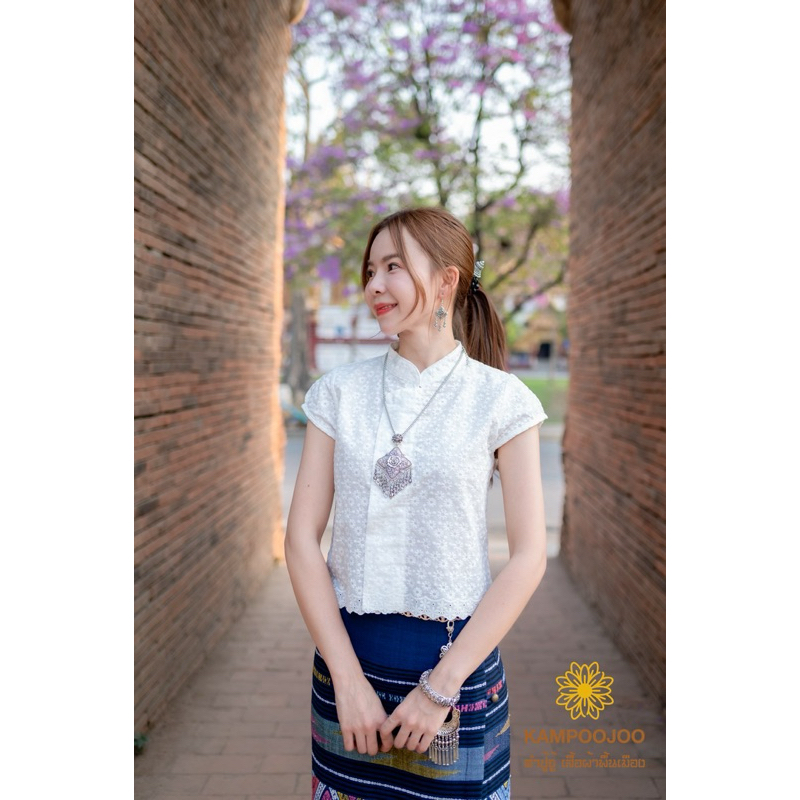 เสื้อลูกไม้ คอจีน เสื้อพื้นเมือง