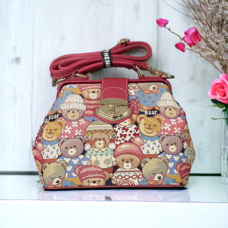 Henneybear - H019 ลายCute ทรงDoctor กระเป๋าสะพายข้าง กระเป๋าถือแฟชั่น ขนาดพอดีตัว <<COD>> พร้อมส่ง