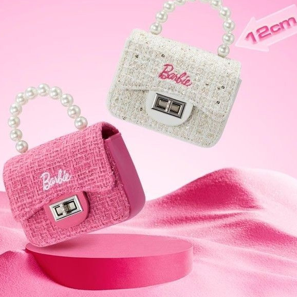 ♞,♘MINISO Barbie series กระเป๋าเยลลี่หอมเล็ก สีชมพู new crossbody bag กระเป๋าเด็กผู้หญิงน่ารัก