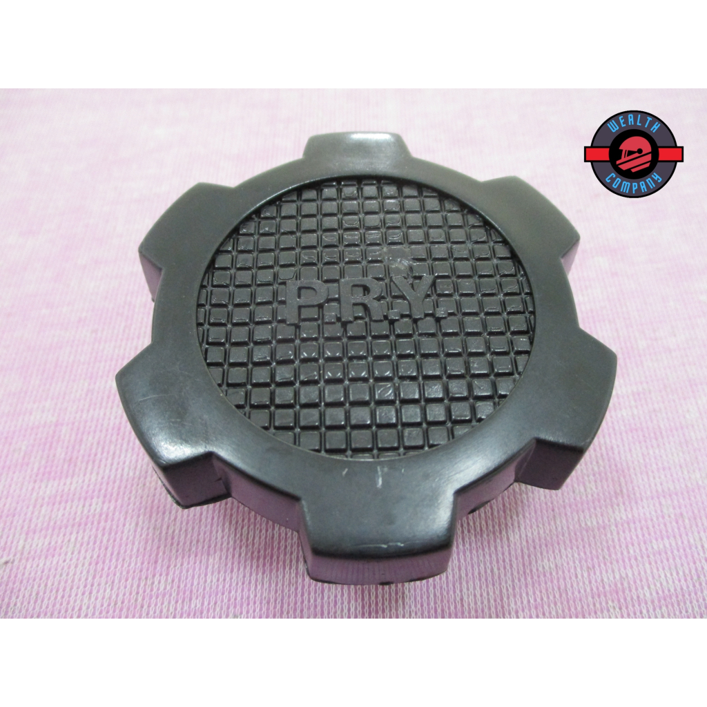 #ฝาปิดน้ำมันเครื่อง (พลาสติก)  For HINO FM FC F18 SIGHA WO4D//  Engine Oil Bottle Cap 1 Pc