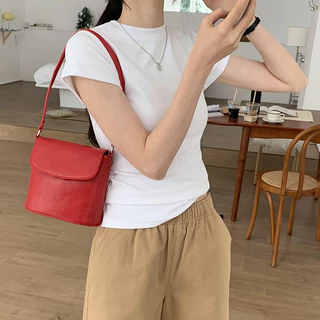 เสื้อยืดผู้หญิง ผ้าฝ้าย สวมใส่สบาย เซ็กซีเบาๆ เนื้อผ้าเด้ง #20227