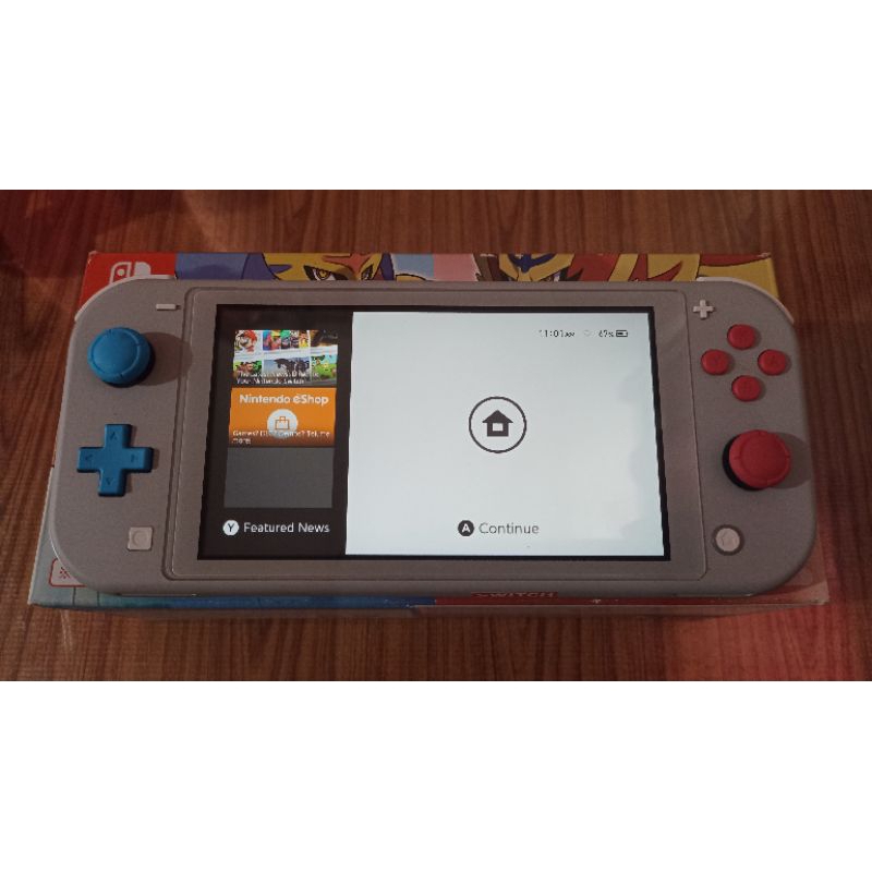 (ครบกล่อง) Nintendo Switch Lite Limited Pokemon สีเทา 95%