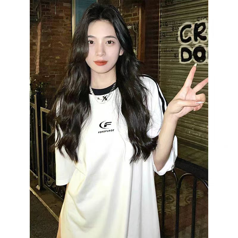 เสื้อยืดลายทางแขนสั้นคอกลม ผ้าคอตตอน 100% ทรงหลวม ขนาดใหญ่ สกรีนลายกราฟิกย้อนยุค แฟชั่นสไตล์เกาหลี แขนสั้น ยอดนิยม M-XXL