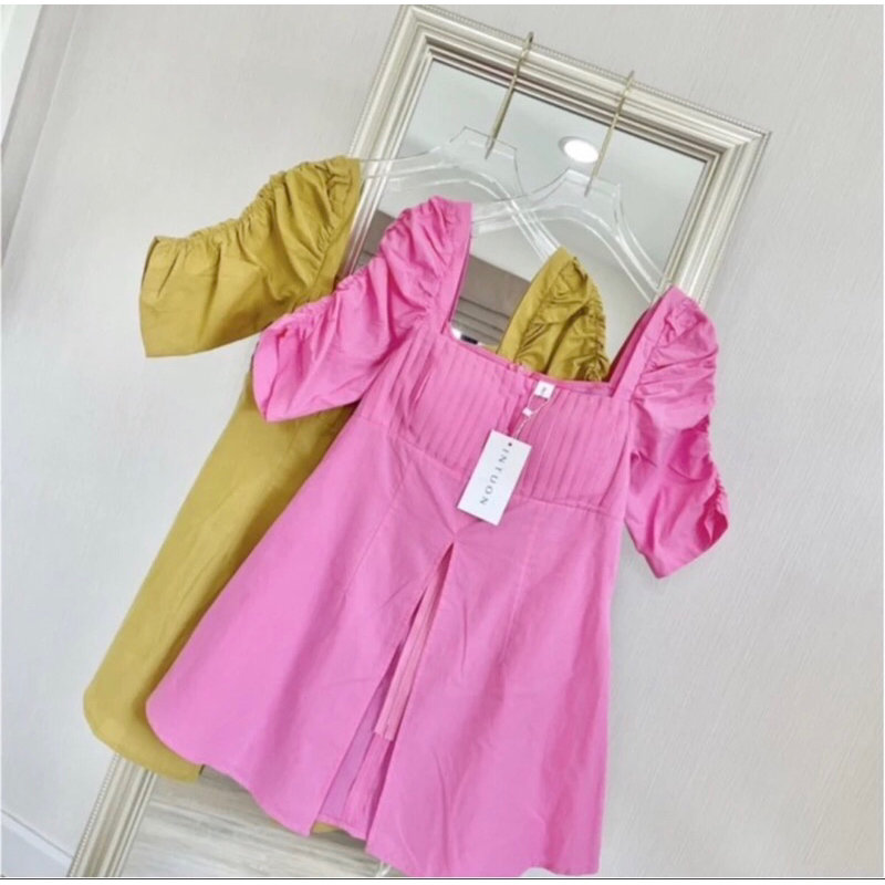 เสื้อชมพูป้าย intuon