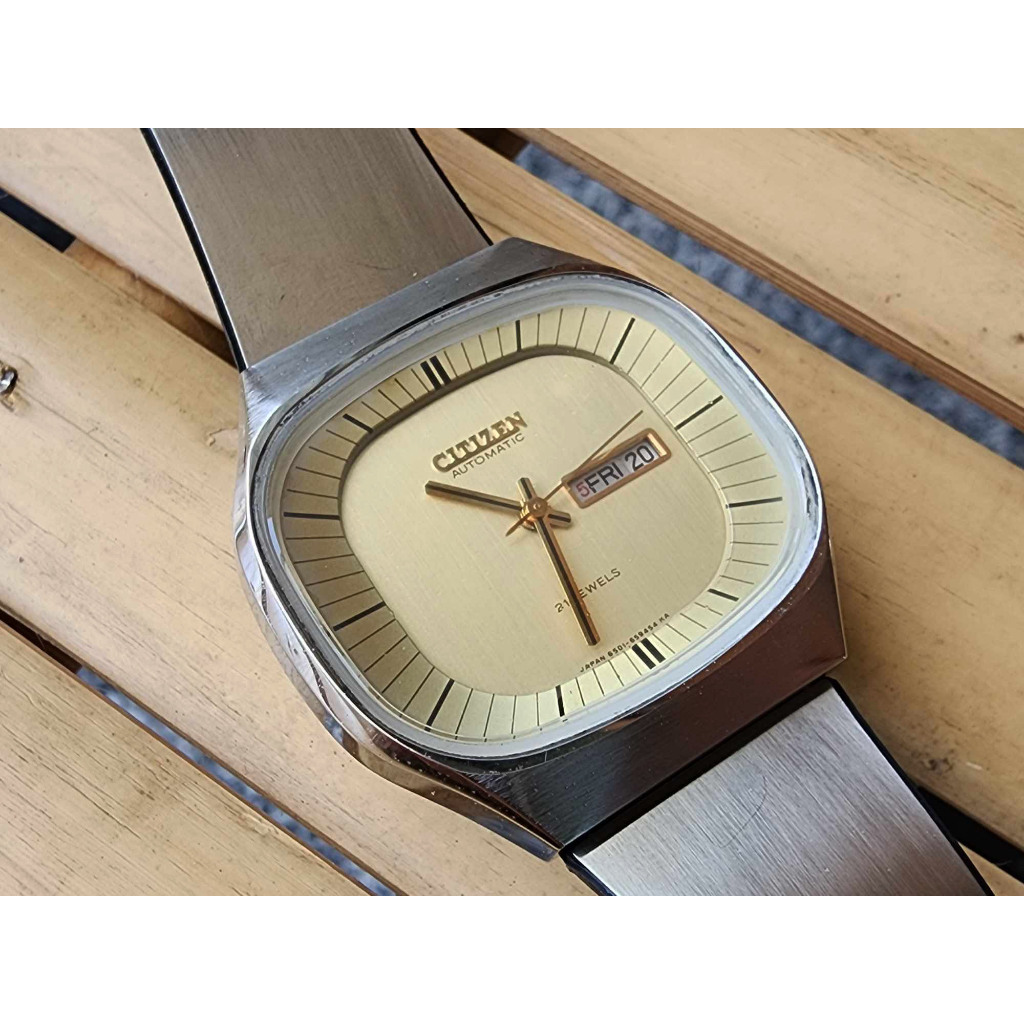 นาฬิกา Citizen automatic สภาพใหม่ จากปี 1970 สภาพสวยมากๆ หน้าปัดสีทอง