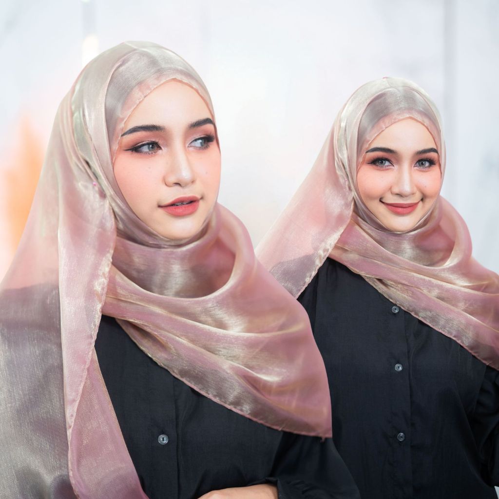 ผ้าคลุมฮิญาบพันยาว ผ้าออแกนดี้ มีความเงางาม เหมาะสำหรับผู้หญิงอิสลาม ใส่ได้ทุกโอ