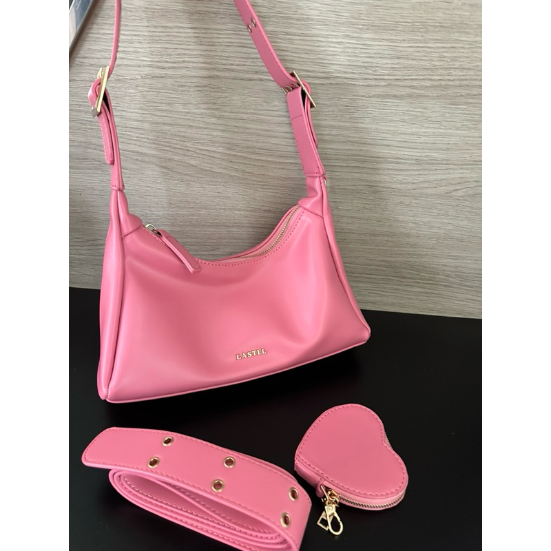 ส่งต่อ กระเป๋า Lastel Oilrystore Cara คาร่า สีบาบี้