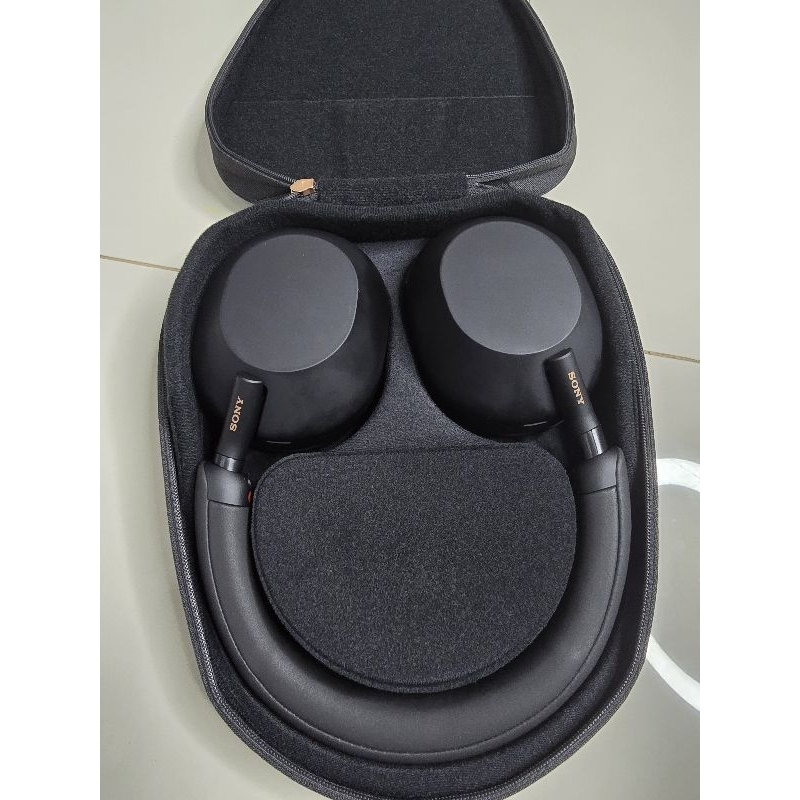 sony wh1000xm5 [มือสอง]