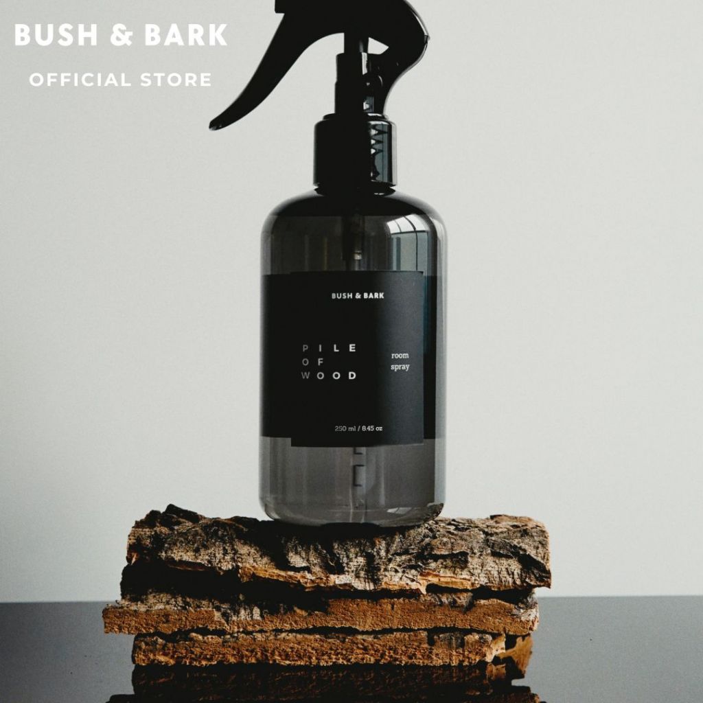 BUSH & BARK - Pile of Wood Room Spray - 250 ml - สเปรย์หอม สเปรย์ปรับอากาศ สเปรย์ภายในบ้าน เครื่องหอม