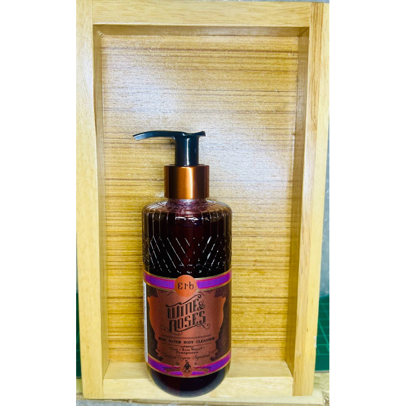 (ฉลากไทย) Erb Wine & Roses Rose Water Body Cleanser 230 ml.