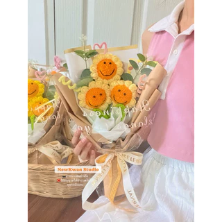 [พร้อมส่ง🇹🇭]🌻💐 ช่อดอกไม้น่ารัก ดอกทานตะวันถักมือ สำหรับเป็นของขวัญให้คนพิเศษ ปัจฉิม วันเกิด วันครบรอบ ✨By NewKwan Studio