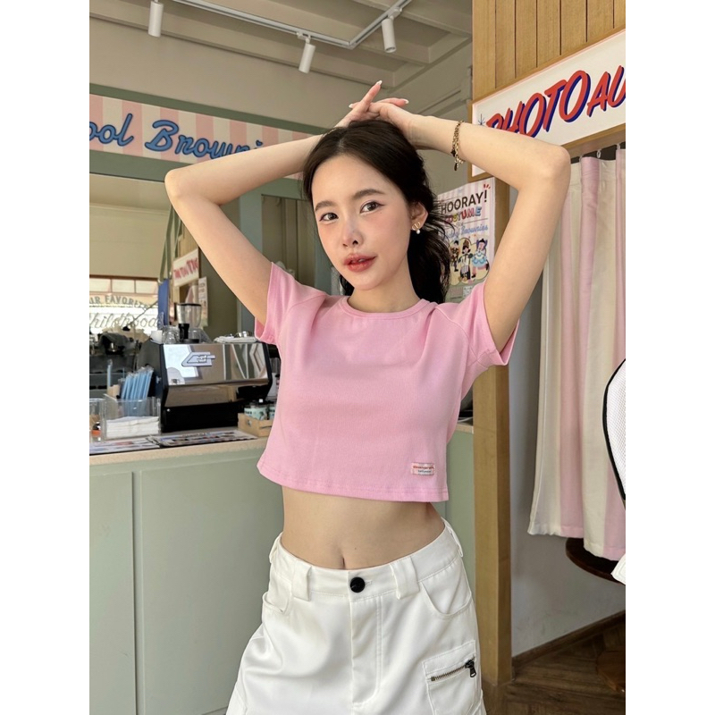 ส่งด่วน Axw crop top ✔️ เสื้อครอปทรงเบสิค ผ้าร่อง รุ่นนี้กำลังฮิตมากๆ