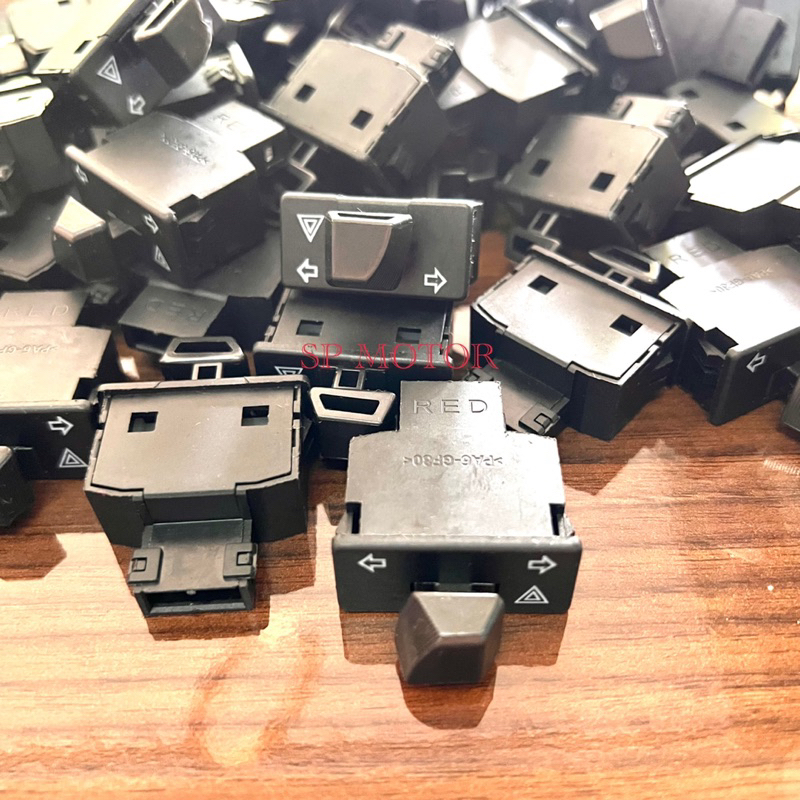 สวิตช์ไฟเลี้ยวผ่าหมาก Wave110i click125i w125 zoomer-x scoopy-i pcx supercub สวิทไฟเลี้ยว สวิตช์ไฟเลี้ยวผ่าหมาก
