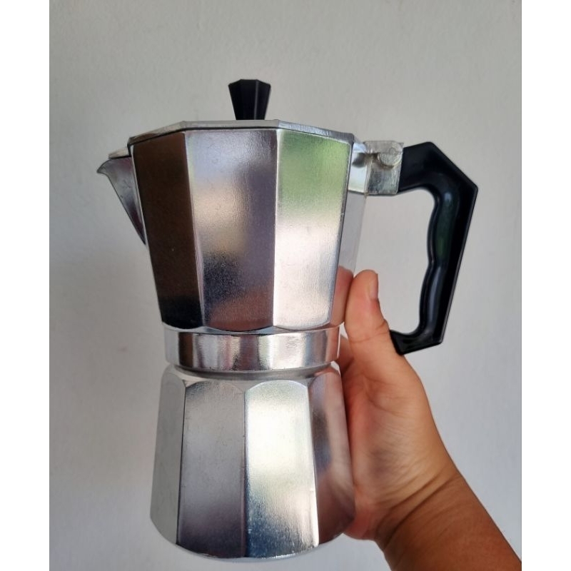 หม้อต้มกาแฟ (moka pot) ขนาด 6 Cup มือสอง