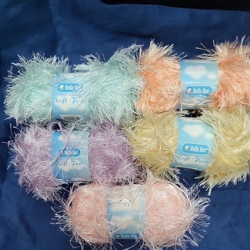 ไหมพรมBella Bee รุ่นSoft Furr ความยาวประมาณ70เมตร หนัก50g.