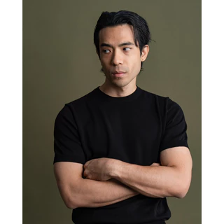 [ส่วนลด30% 30XTRA87] MadetoMature Knitted Crew Neck Tee - Black เสื้อยืดคอกลมผ้าถัก สีดำ
