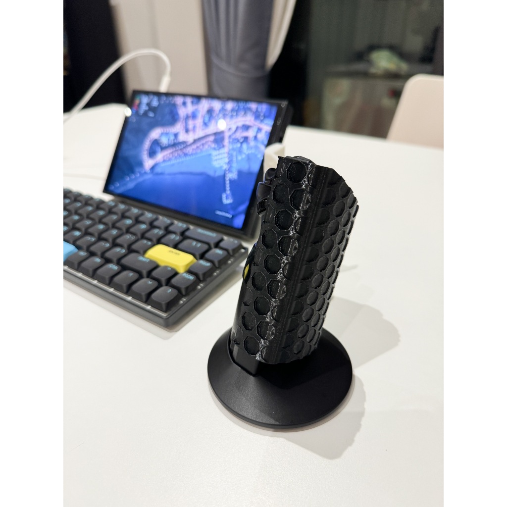 Legion Go อุปกรณ์เสริม Grip ช่วยจับให้ถนัด FPS Mode